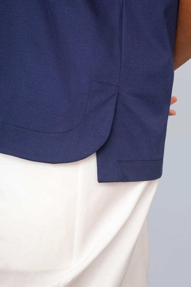 TFP WOMEN'S STRIPED NECK SLEEVELESS T-SHIRT